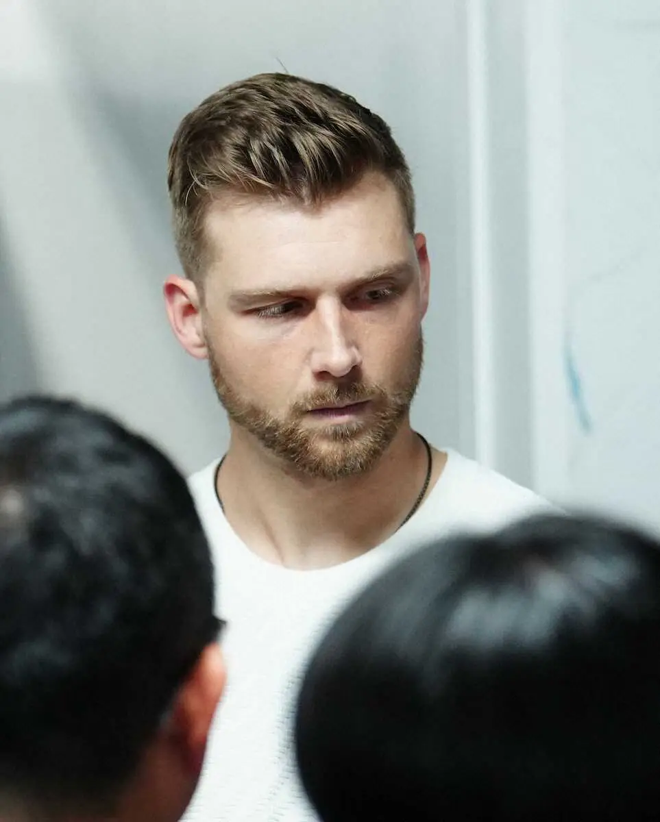 【画像・写真】＜ロ・日雨天中止＞先発予定だったボス（撮影・長久保　豊）