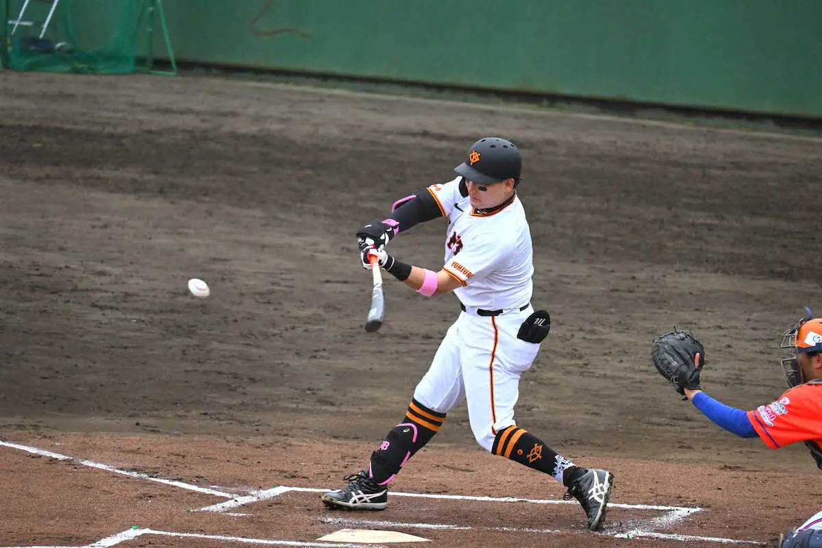 【画像・写真】巨人・丸が2軍戦で「2番左翼」　実戦復帰後初安打　右太腿の故障で3月に離脱