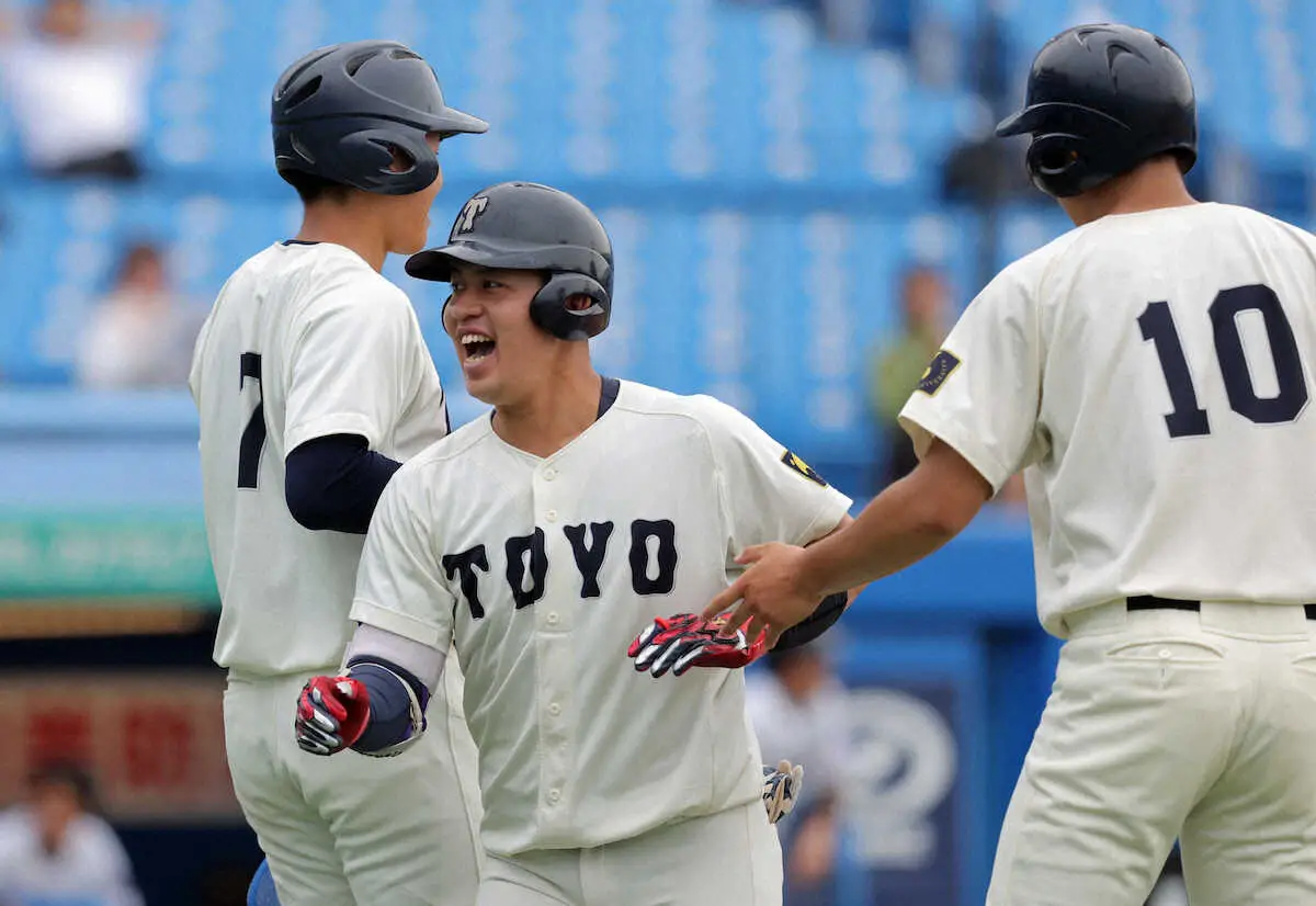 【画像・写真】東洋大・西川太基、神宮初アーチが決勝弾　5番抜てきに「ここ逃がしたら次はない気持ちで」