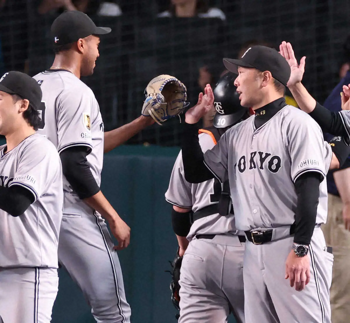 【画像・写真】巨人・阿部監督「おっきい1勝」甲子園で連勝「凄く今後にいい影響が出る3連戦だったんじゃないかな」