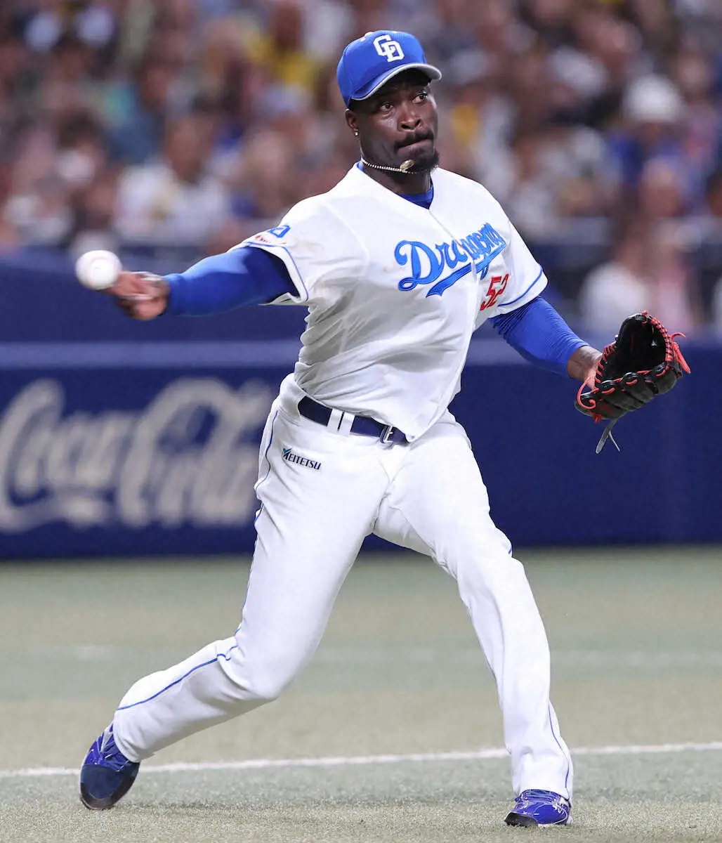 【画像・写真】中日　3カード連続負け越し　9回マルテが2失策など4失点　井上監督「マルテもテンパっちゃったかな」