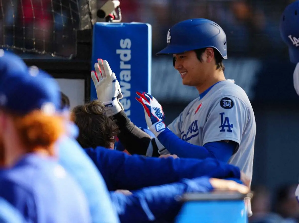 【画像・写真】大谷翔平　チーム54戦目で19号到達は球団2位タイ、史上4人目　初回に両リーグ単独トップ19号初球弾