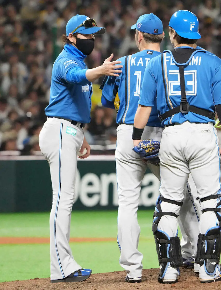 【画像・写真】日本ハム新庄監督　サヨナラ負けも「しゃあない。こういう場面で打てる周東くんが良かったなと思う」