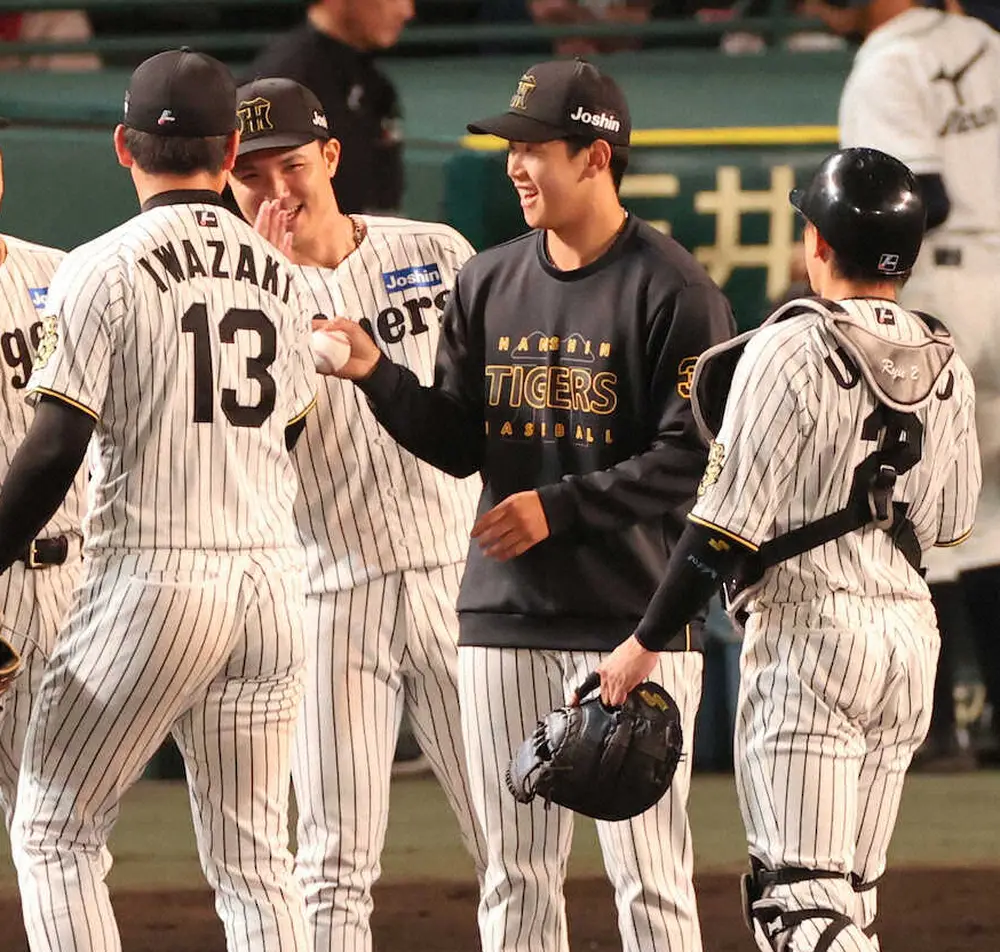 【画像・写真】阪神・門別　粘りに粘って甲子園初勝利「勝たせてもらった」　2回以降はすべて得点圏に走者