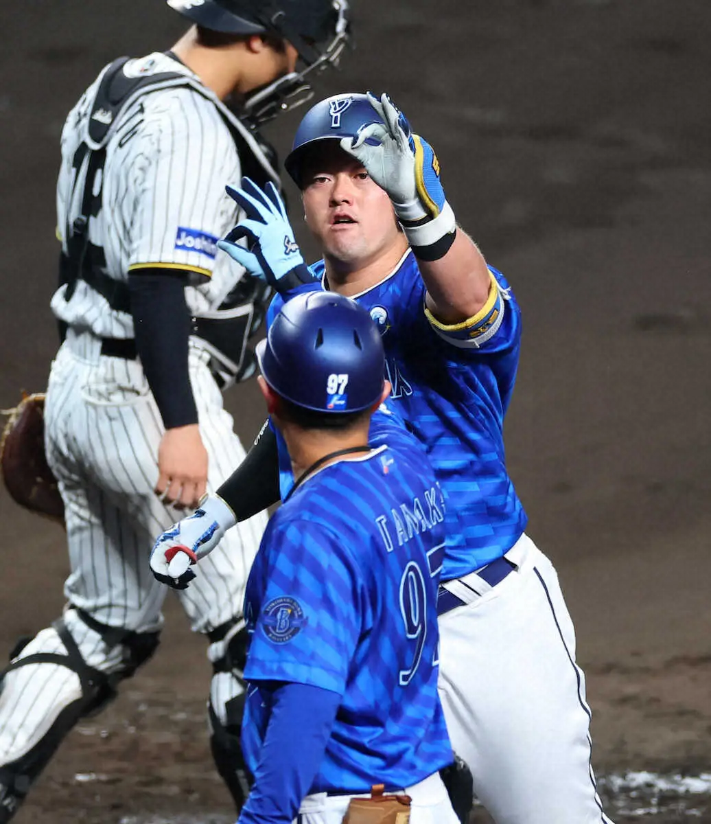 【画像・写真】DeNA　牧が“呪縛”説いた！同点8号でチーム37イニングぶり得点！3連敗でストップ