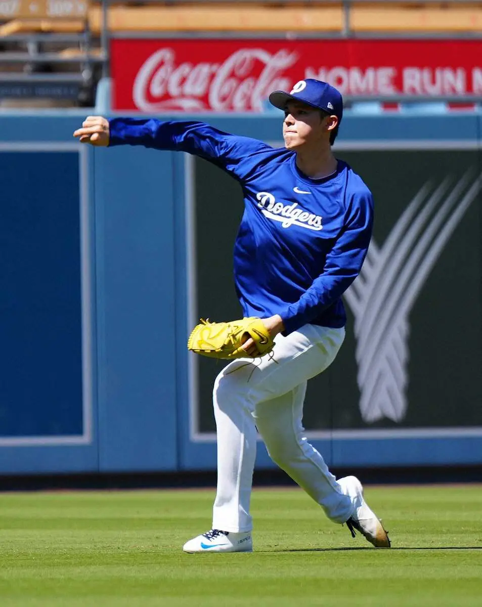 【画像・写真】ドジャース・佐々木朗希　復帰へ第一歩「来週から投球練習を再開する」とロバーツ監督