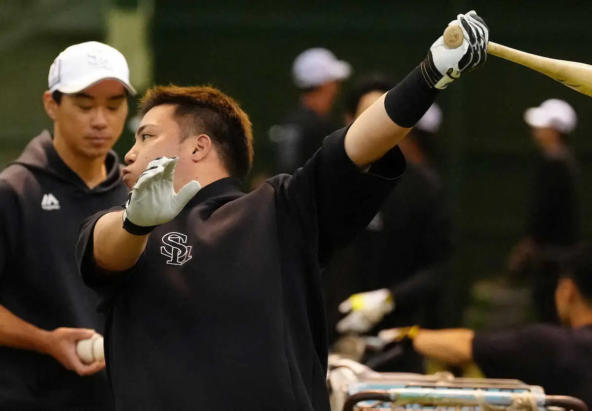 【画像・写真】ソフトバンク・山川が2桁本塁打へ上り調子　小久保監督からヒント得た