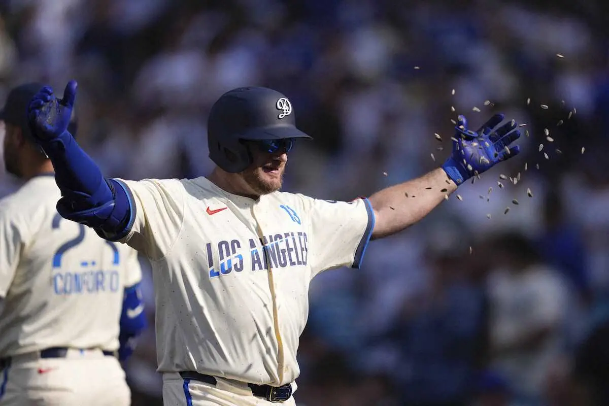 【画像・写真】ドジャース打線が大爆発！2回までに10得点　マンシーが通算200号でヤンキース先発右腕をKO