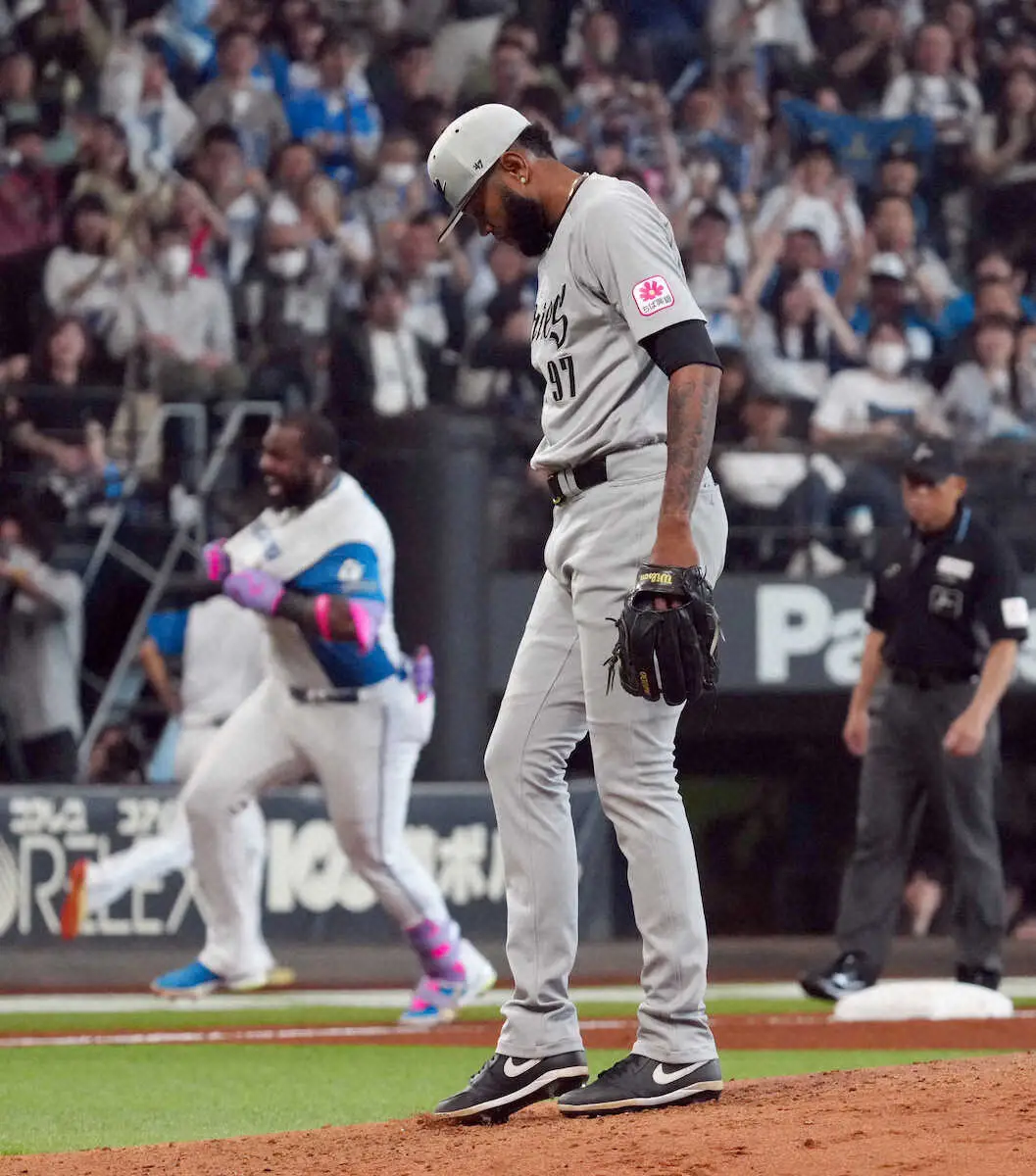 【画像・写真】ロッテ・吉井理人監督　サヨナラ被弾のゲレーロ「3ボールになっちゃ…反省して次に生かして」