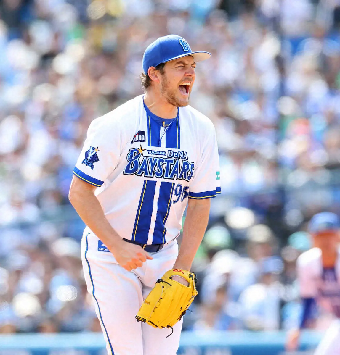 【画像・写真】DeNA・バウアー「昼王」だ！3勝全てデーゲーム！8回2失点　ラスト110球目がこの日最速156キロ