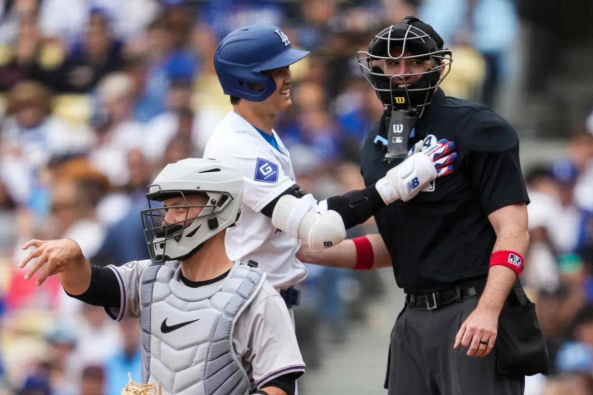 【画像・写真】大谷翔平　ESPN実況が「礼儀正しい」一面紹介　メジャーでは“異例”対応「毎打席の前にやっています」