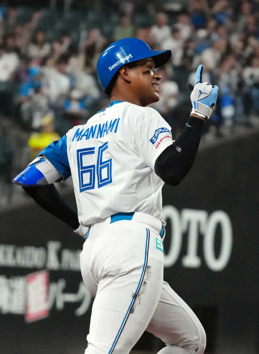 【画像・写真】日本ハム・万波