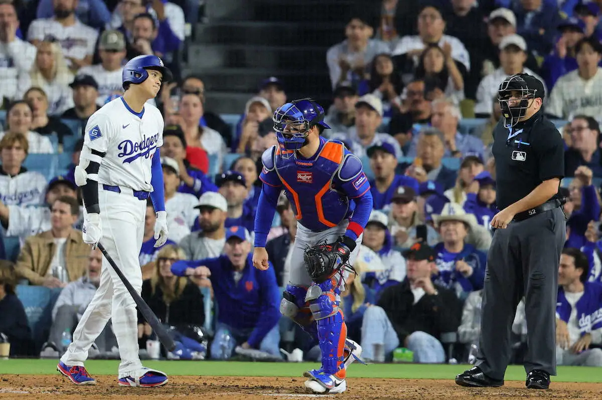 【画像・写真】大谷翔平　第3打席は見逃し三振　四球確信も微妙判定で“足止め”くらいピョンピョン悔しがる