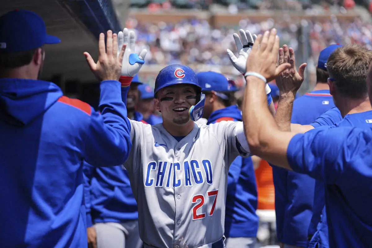 【画像・写真】カブス・鈴木誠也　左翼席に先制15号ソロ　11試合ぶりの一発でチームをけん引