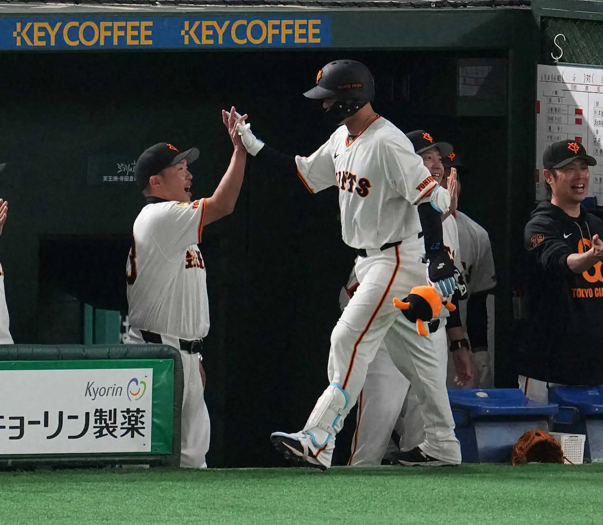 【画像・写真】巨人・阿部監督　長嶋さん告別式当日にドラマチック勝利「スカッとしました」　いい報告は「優勝して」