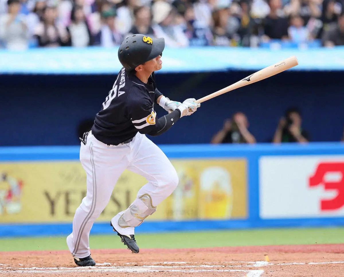 【画像・写真】＜ヤ・ソ（3）＞7回、2ランを放つ野村（撮影・尾崎　有希）
