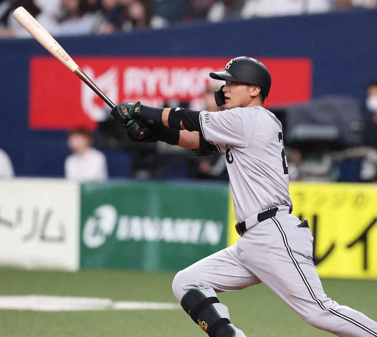 【画像・写真】巨人・吉川　2カ月ぶり猛打賞＆全打席出塁で存在感　試合前には阿部監督から密着指導