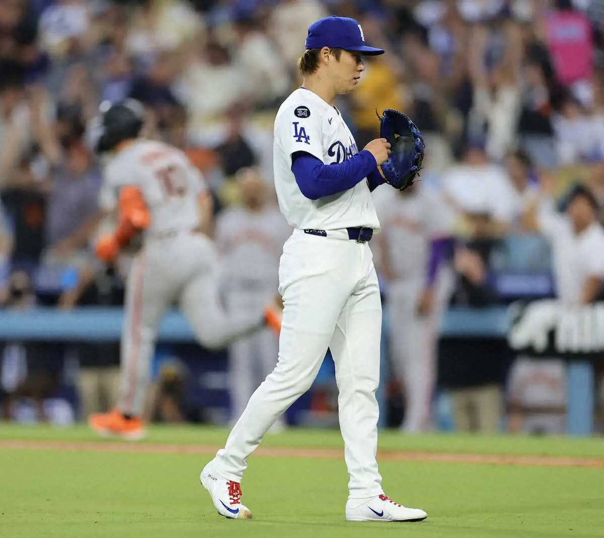 【画像・写真】山本由伸　自己ワーストタイの4四球＆5失点　微妙な判定に泣かされ何度も首かしげる　直後に満塁弾被弾