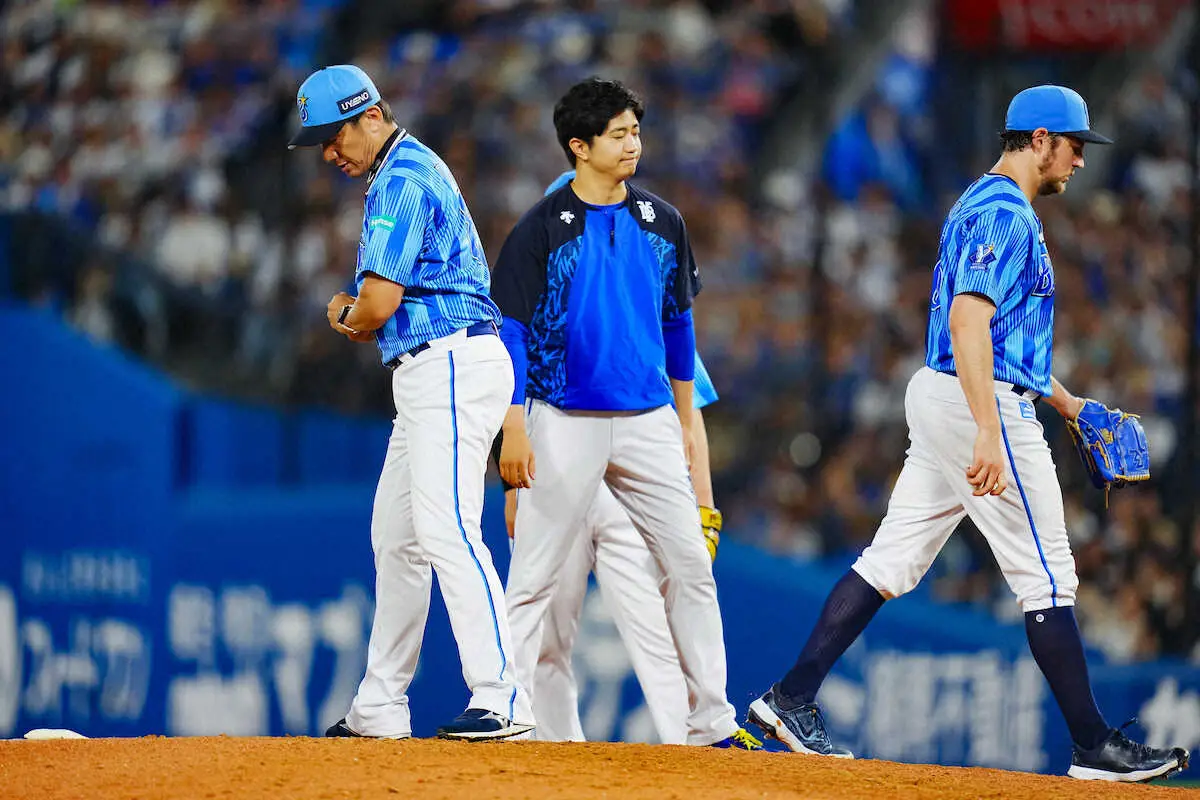 【画像・写真】DeNA　西武・今井の前に球団ワースト記録の1試合17三振　三浦監督「牧の2本だけでしたから…」