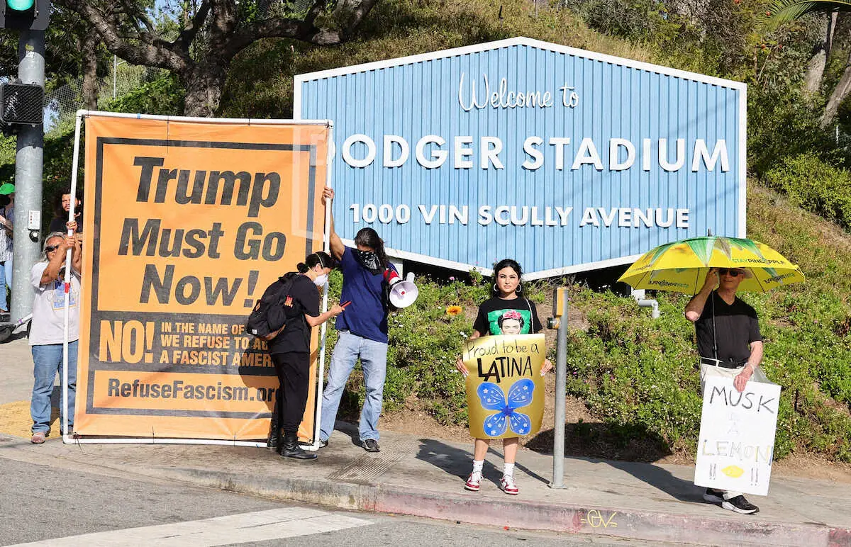 【画像・写真】米国土安全保障省「いかなる作戦や取り締まりとは無関係」ドジャースの関税執行局職員の入場拒否に反応