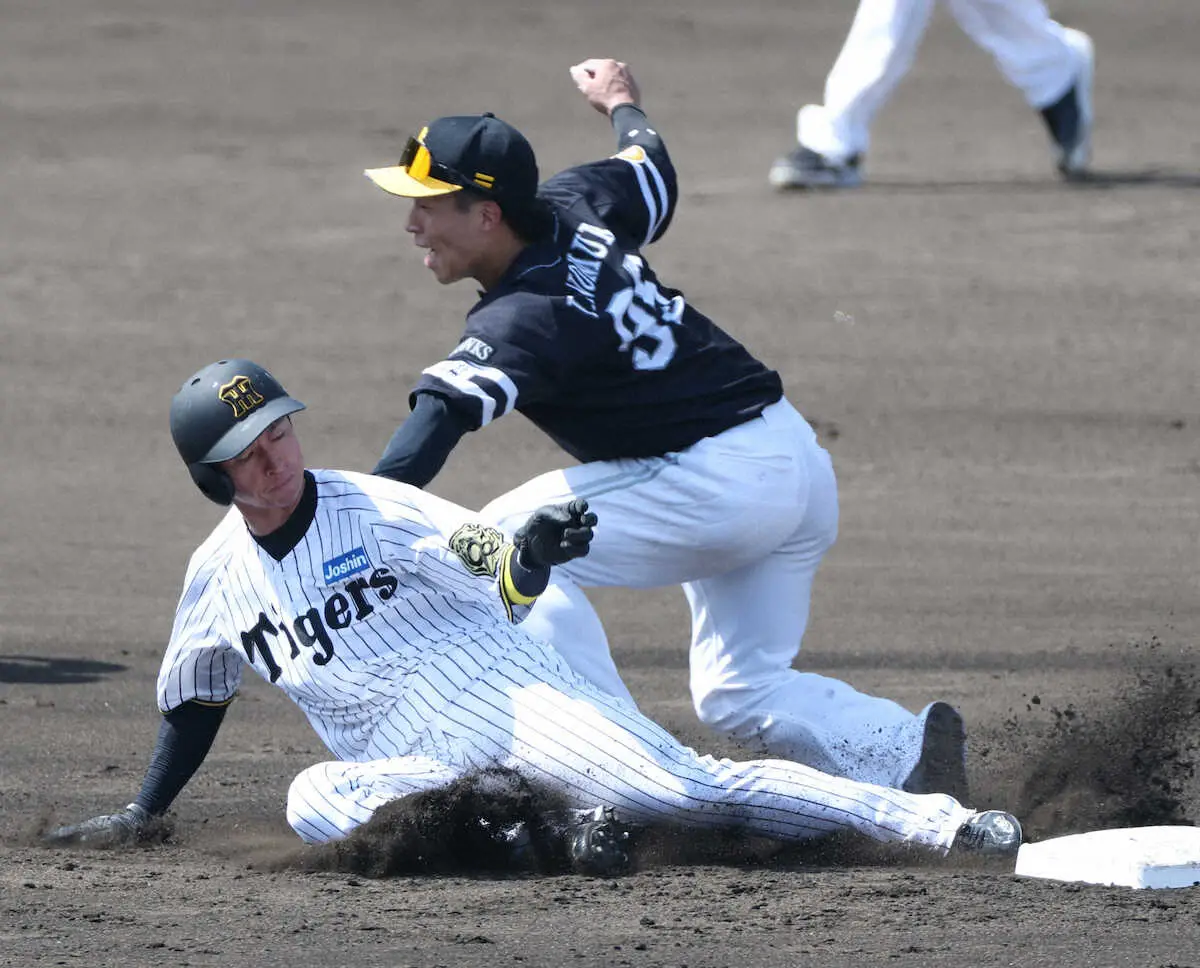 【画像・写真】「リクエスト検証の時間が長いと判定は変わるんです」岡田顧問の予言通りに近本の盗塁もアウトに変更