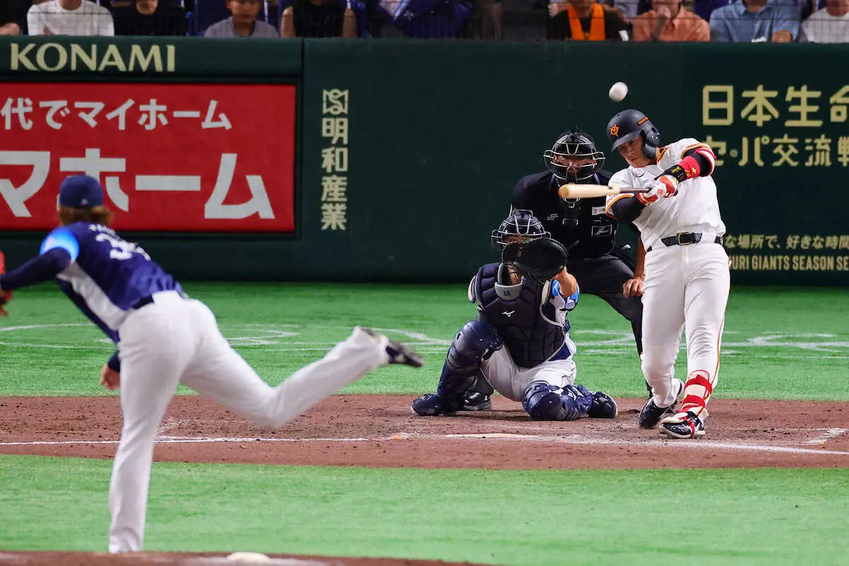 【画像・写真】巨人・増田陸「最高で～す！！！」　プロ通算10号は代打決勝3ラン　師匠・坂本勇人らナイン大興奮