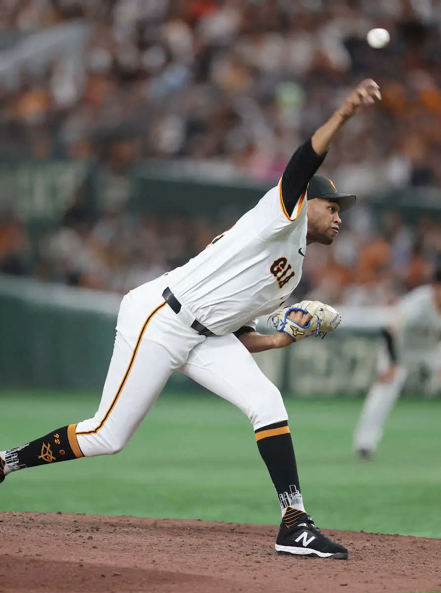 【画像・写真】巨人マルティネスが開幕29試合連続無失点で24セーブ目　セ・リーグ記録に「あと2」
