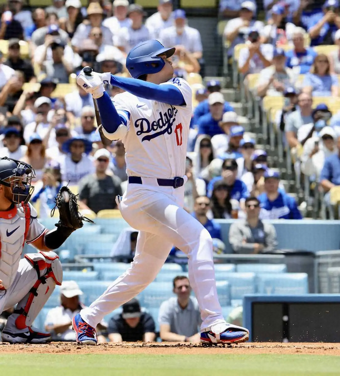 【画像・写真】大谷翔平　リアル二刀流の第1、2打席は連続三振　前カードで2死球受け、満身創痍の状態でプレー