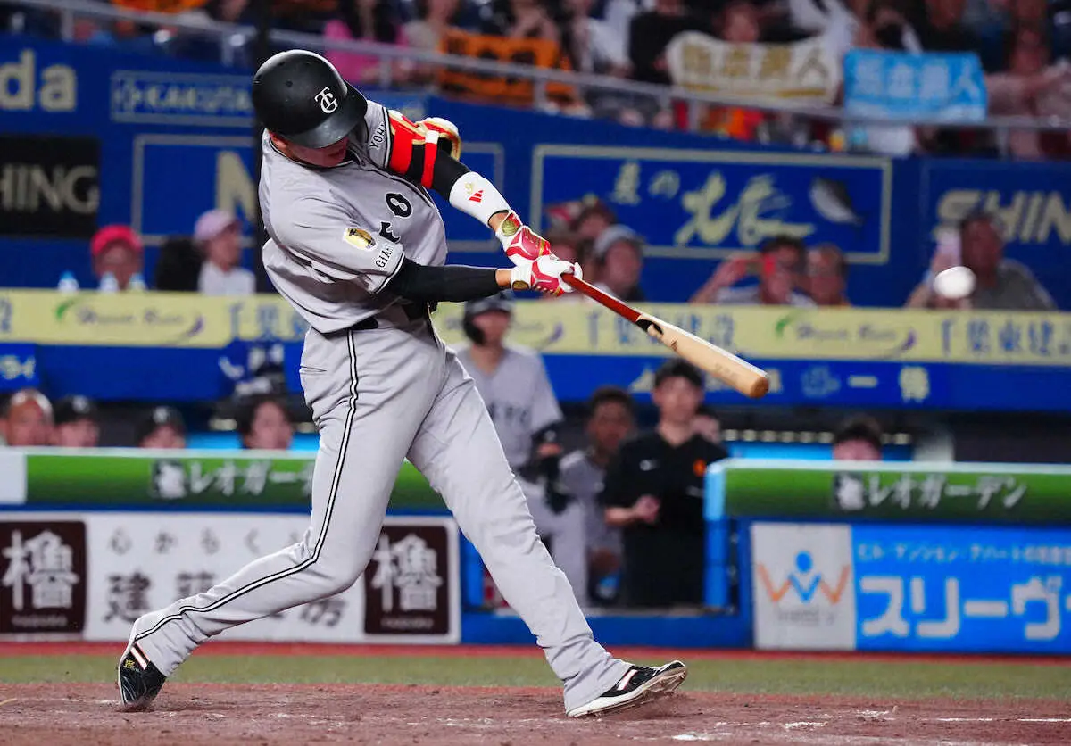 【画像・写真】巨人・坂本勇人　交流戦最多に並ぶ337安打目！神様に並ぶ通算671度目マルチで決めた　初回に今季1号