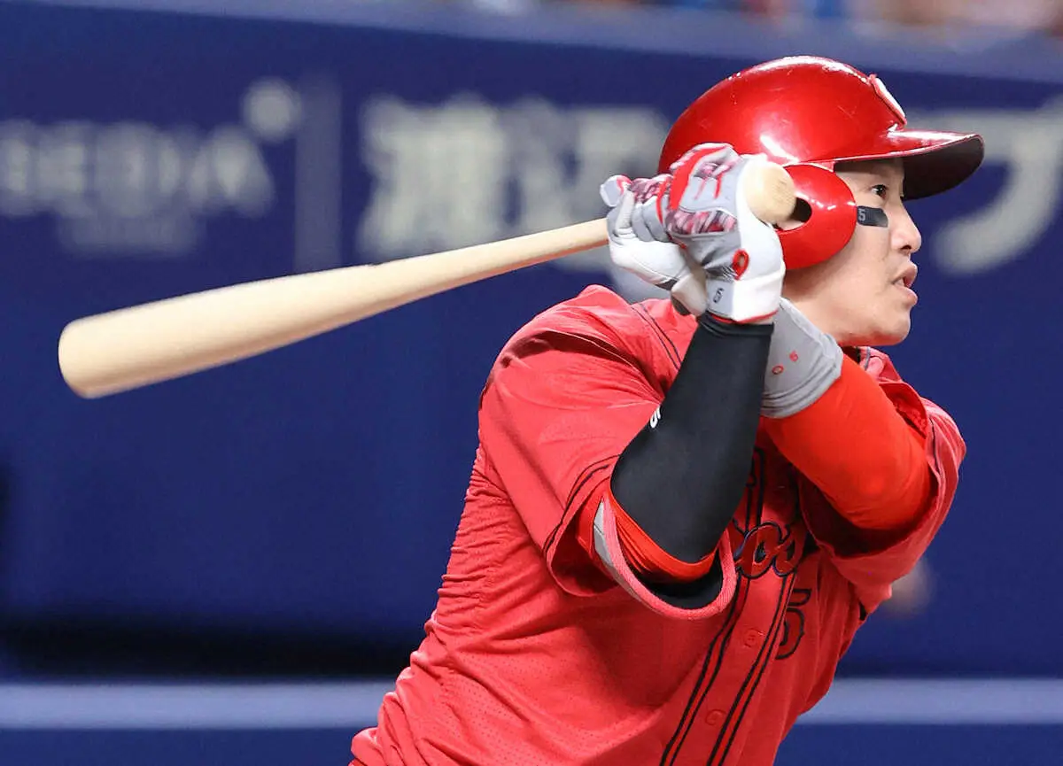 【画像・写真】ここぞの男!広島・小園の逆転打で貯金生活へ　両リーグトップ得点圏打率．419の勝負強さ見せつけた