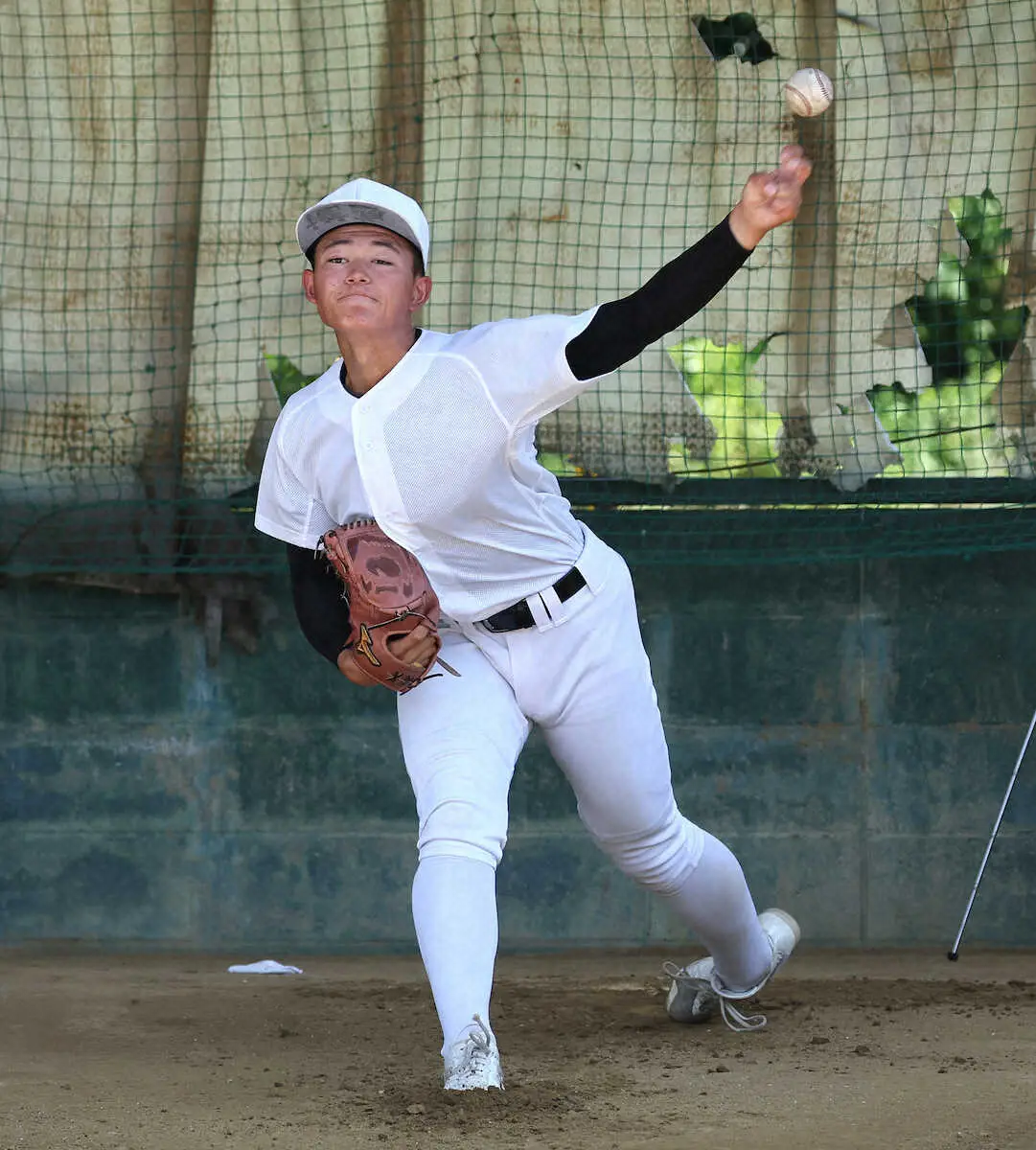 【画像・写真】今春の公式戦登板ゼロながら、プロのスカウトから熱視線を送られる玉野光南の石井稜馬（撮影・長嶋　久樹）