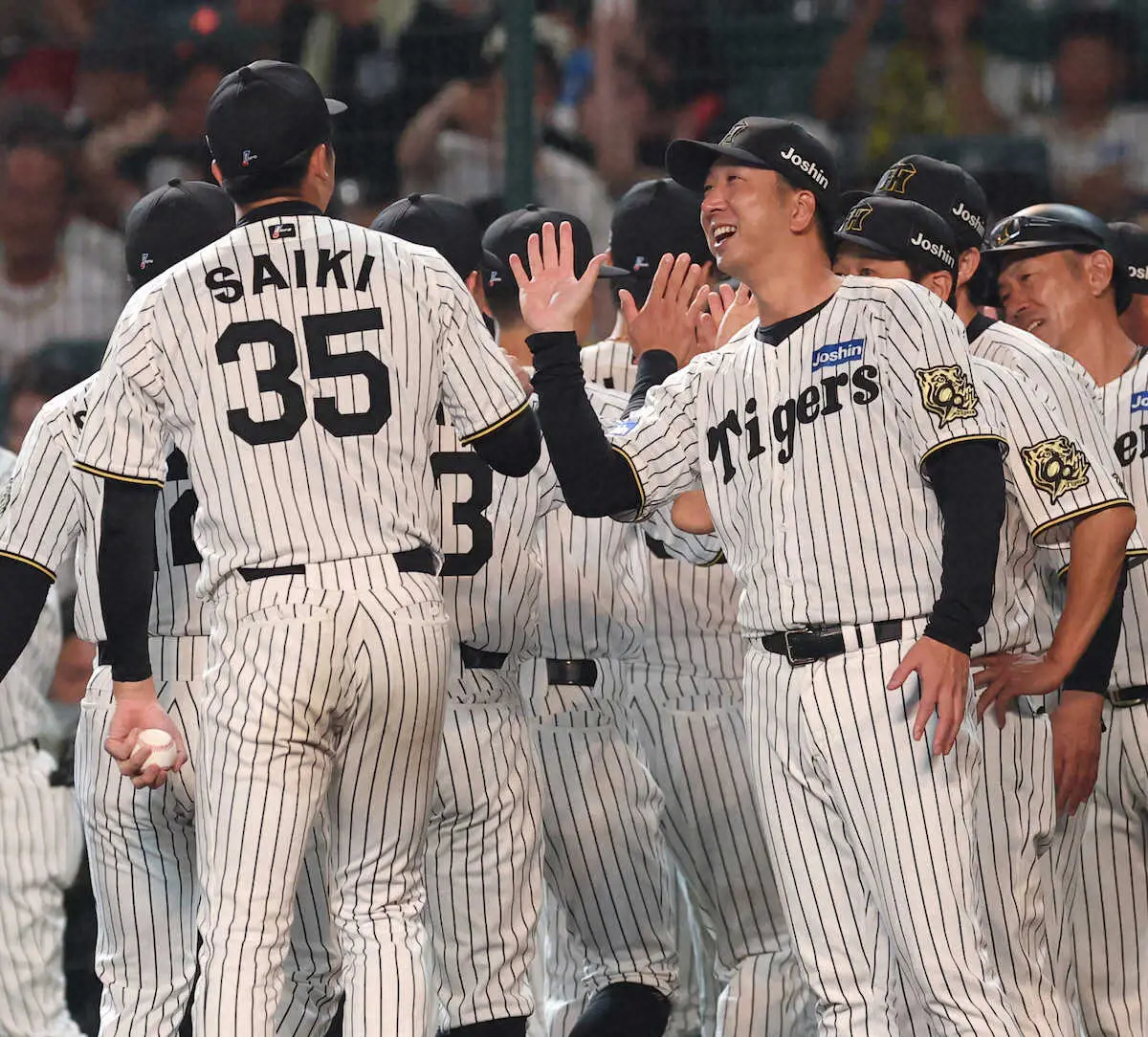【画像・写真】阪神・藤川監督　徹底的逃げ切り策成功　石井復帰「かなり前からこの試合にプランを組んでいた」