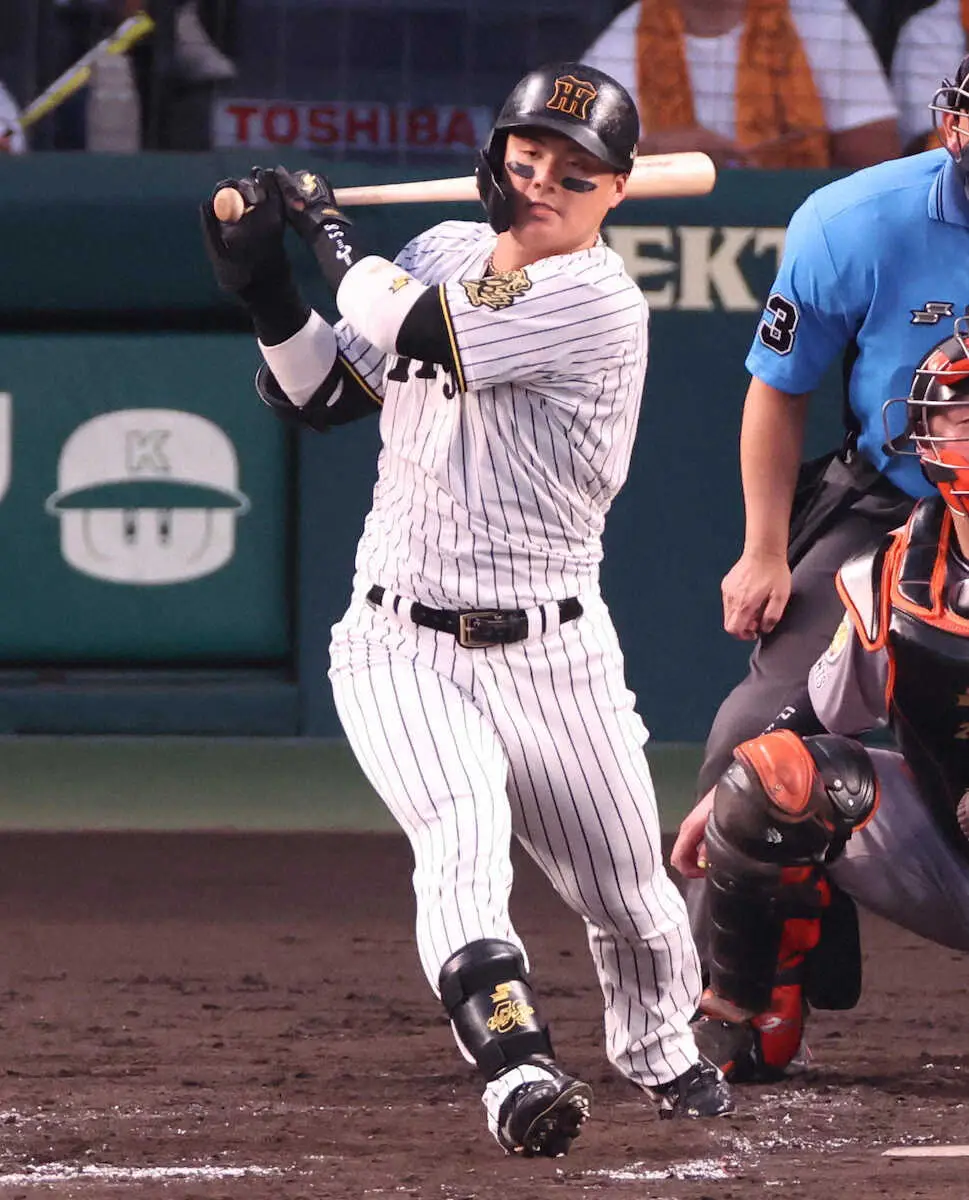 【画像・写真】＜神・巨（13）＞3回、好機で凡退に倒れた前川（撮影・中辻　颯太）