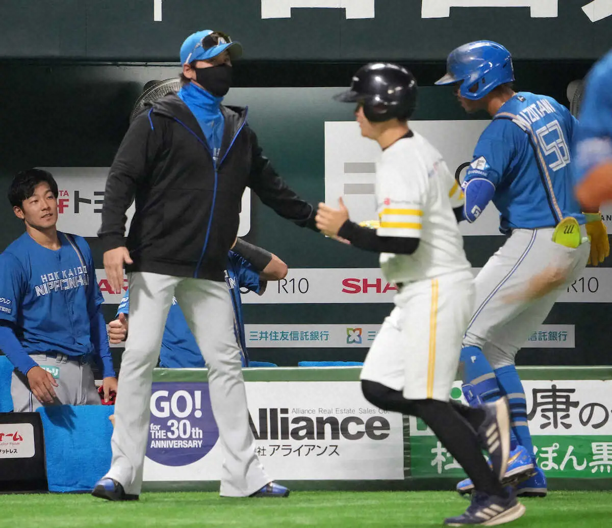 【画像・写真】新庄日本ハム痛恨　今季13度目の完封勝利目前でまさか…逆転サヨナラ負け