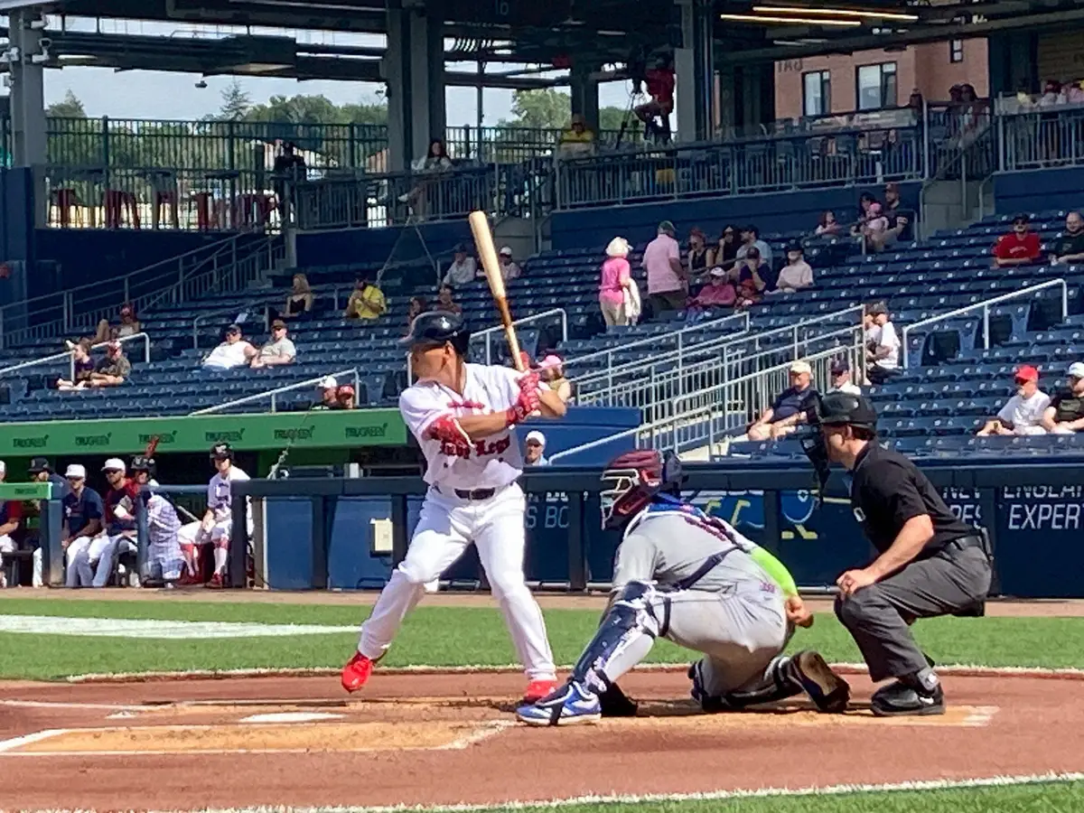 【画像・写真】3Aで実戦復帰し、打席に立つレッドソックスの吉田