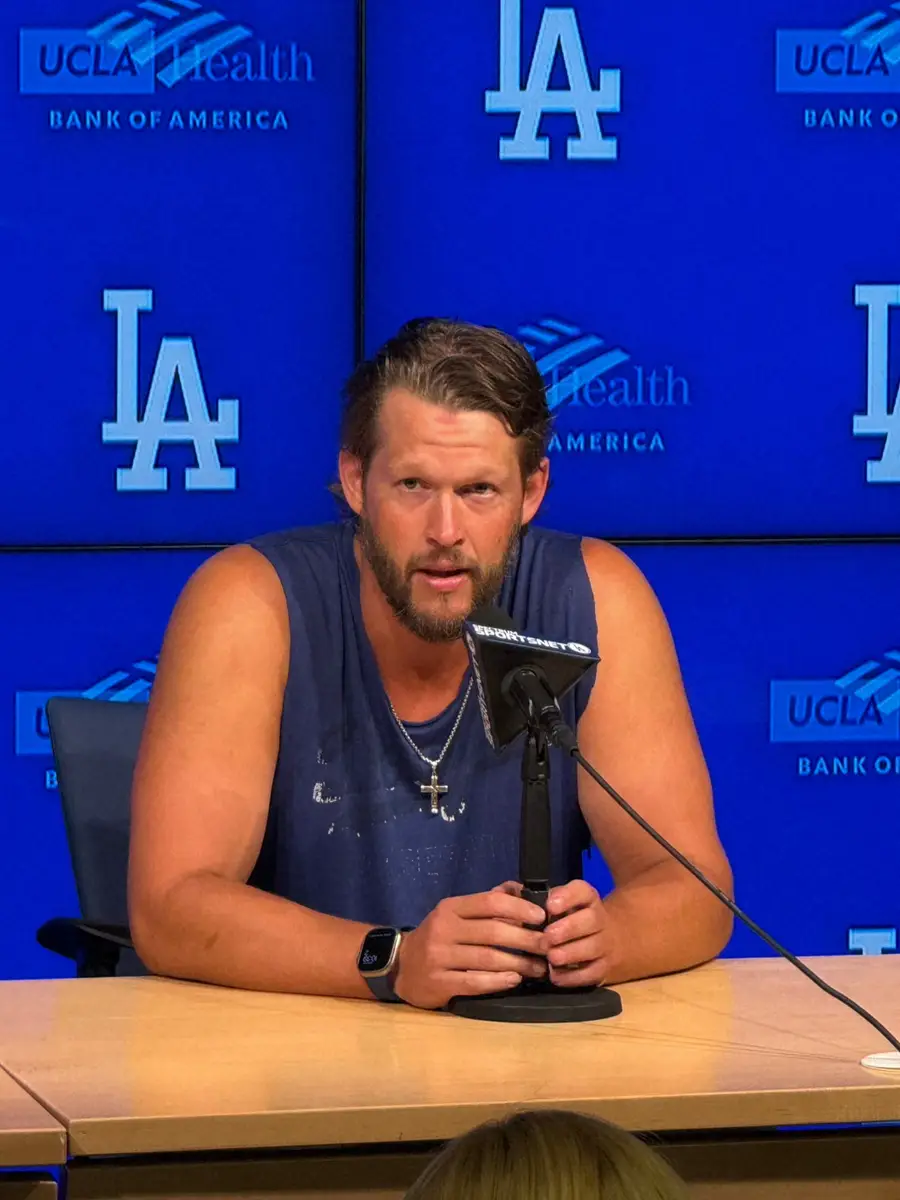 【画像・写真】3000奪三振のカーショー「最高の形で終えることができた」逆転サヨナラで“祝福”のチームに感謝