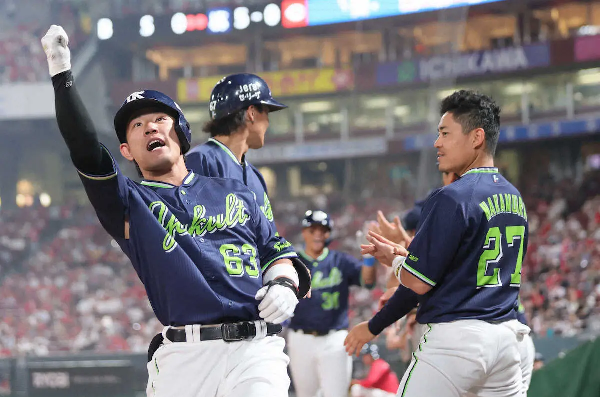 【画像・写真】ヤクルト・増田　同郷長崎の後輩・中村優援護弾！「何とか勝ちを付けてあげたいと」