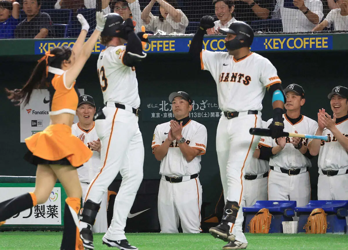 【画像・写真】巨人キャベッジ「完璧な一発でした」　NPB11万号以来37日ぶり一発が値千金弾　岡本に並ぶ8号