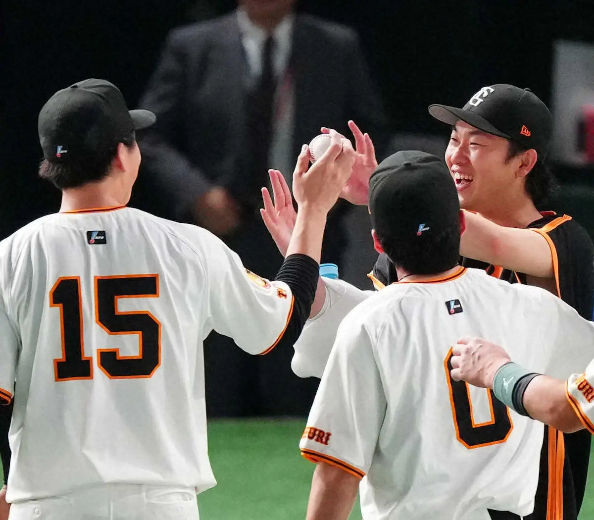 【画像・写真】巨人・山崎伊織　圧巻の8回10K零封も守備陣と甲斐に感謝「本当にそのおかげ」　セ界トップ8勝目