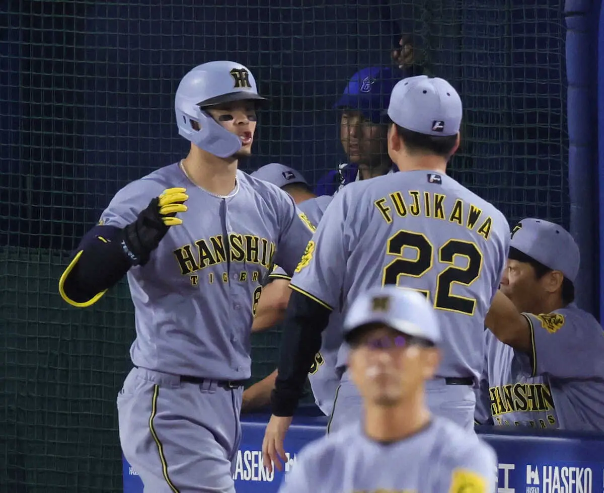 【画像・写真】「最低限の仕事」？いやいや、「最高の一打」だった阪神・佐藤輝の犠牲フライ