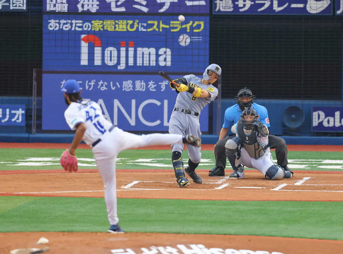 【画像・写真】阪神　森下と佐藤輝が初回に2者連続アーチ　森下55打点、佐藤輝54打点とタイトル争いも火花