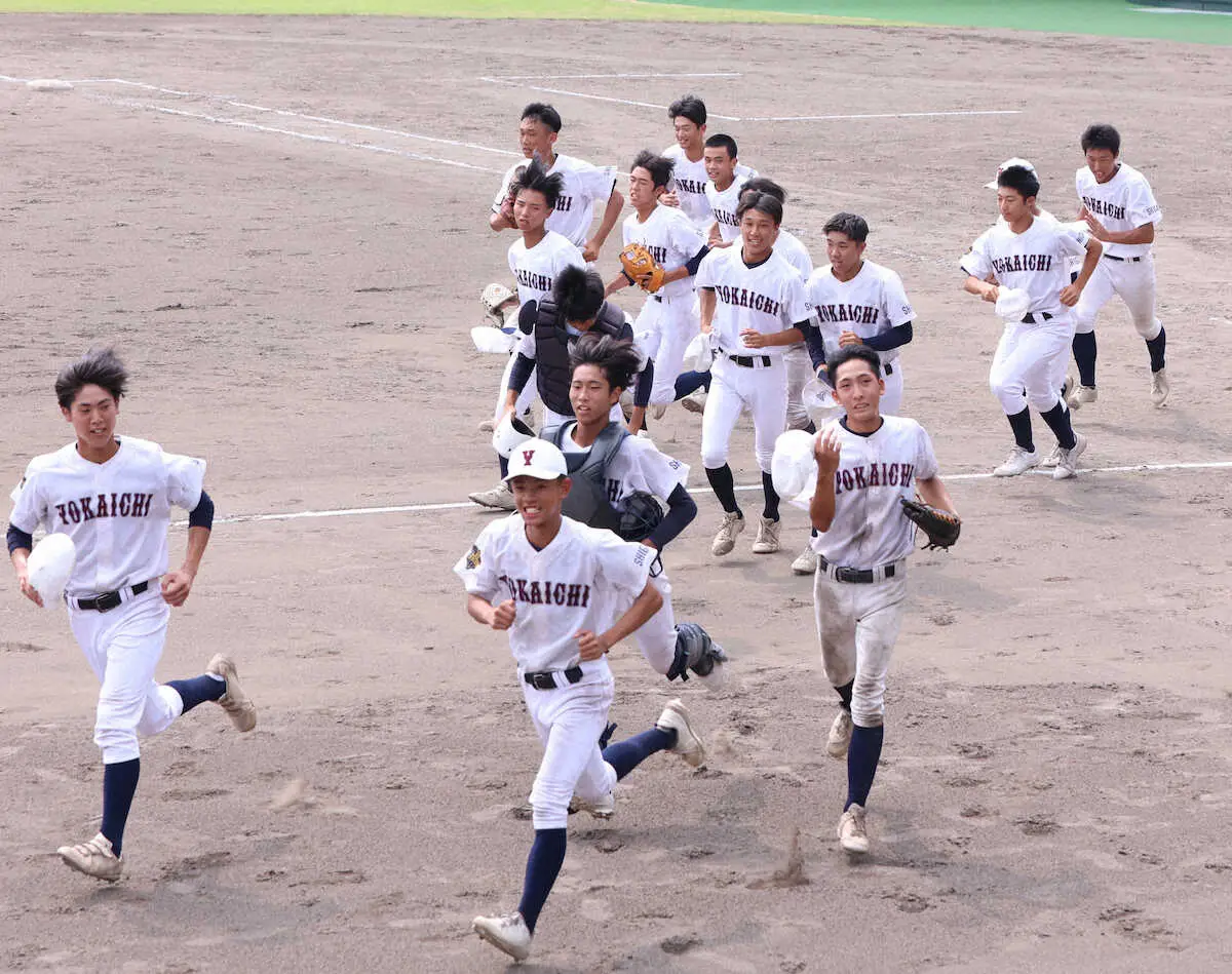 【画像・写真】【高校野球】横浜プロ注目選手の父親が監督、八日市が快勝発進　72年ぶり甲子園で「父子同時聖地」なるか