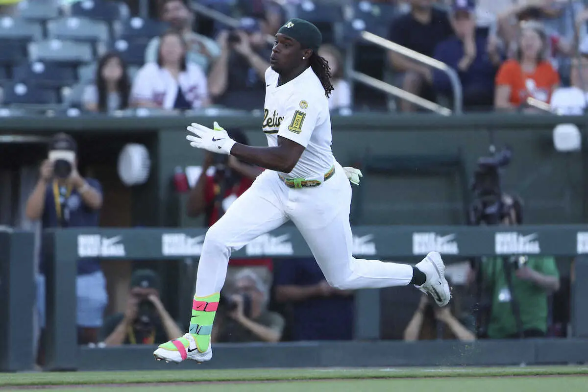 【画像・写真】ジ軍26歳捕手が99年ぶりの大記録達成　捕手としてサヨナラランニング弾　MLB史上初の珍記録も達成