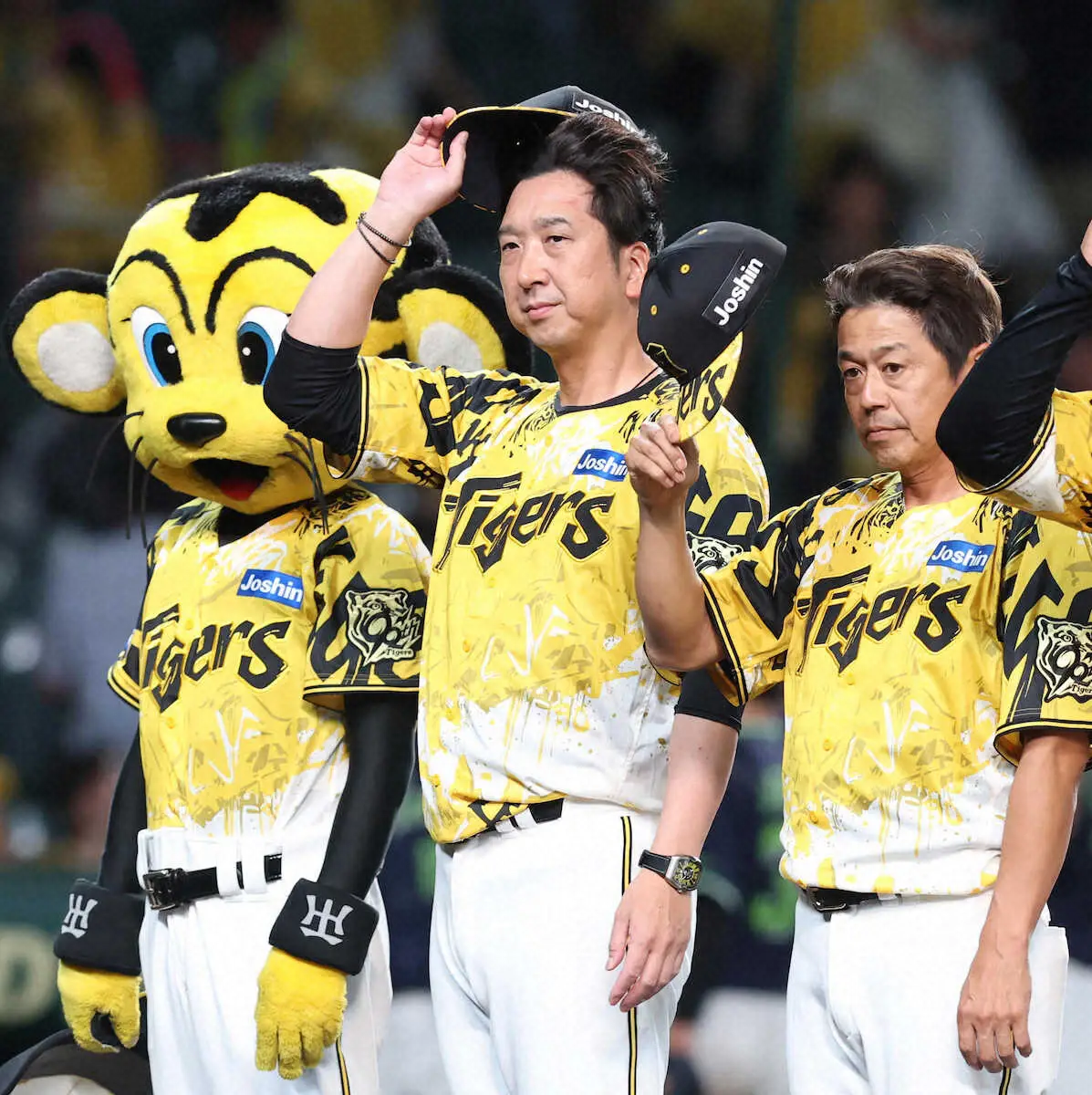 【画像・写真】阪神は11連勝でストップ　先発の村上が2回に満塁弾を含む7連打を浴びて今季3敗目
