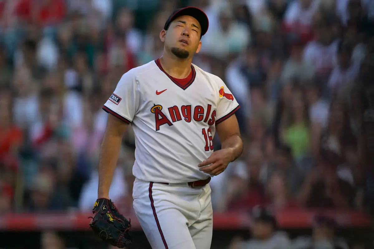 【画像・写真】エンゼルス・菊池雄星　痛っ！ライナーが左肩直撃　続投も6回途中3失点で降板　4勝目なるか