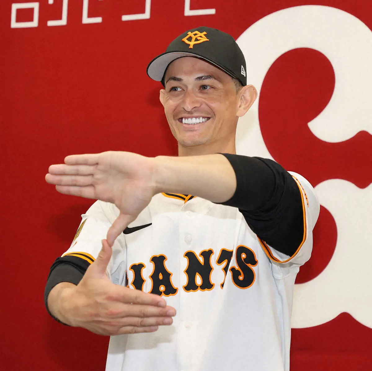 【画像・写真】巨人入団の乙坂智が会見　「持ち味は細かい野球」　イチロー氏から学んだことも明かす