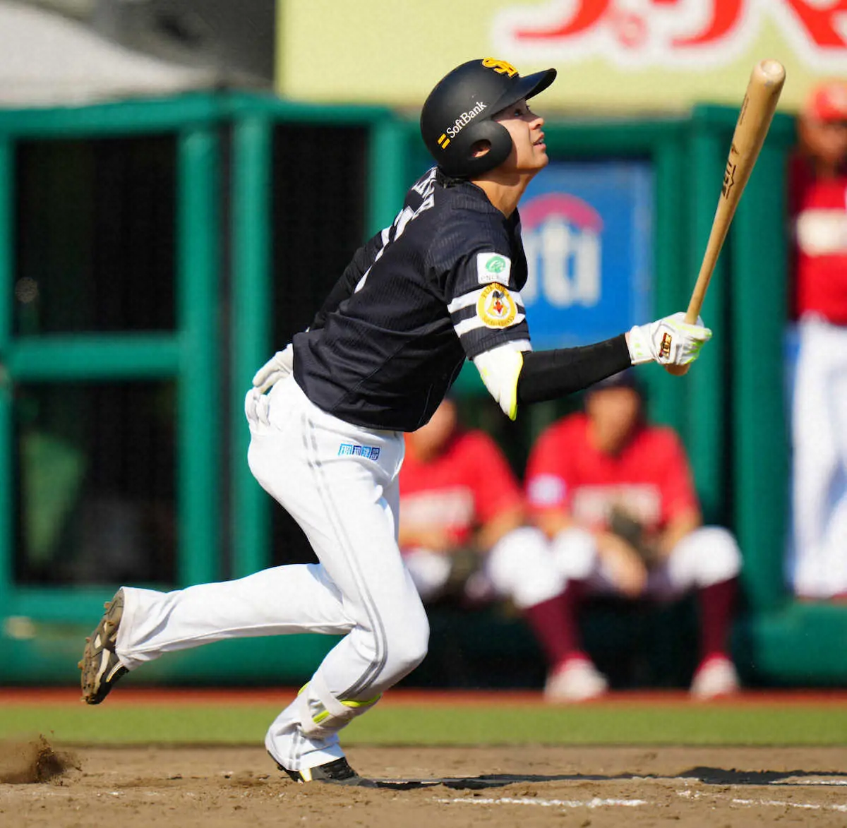 【画像・写真】＜楽・ソ（14）＞9回、内野安打でこの日4本目の安打を放つ川瀬（撮影・木村　揚輔）