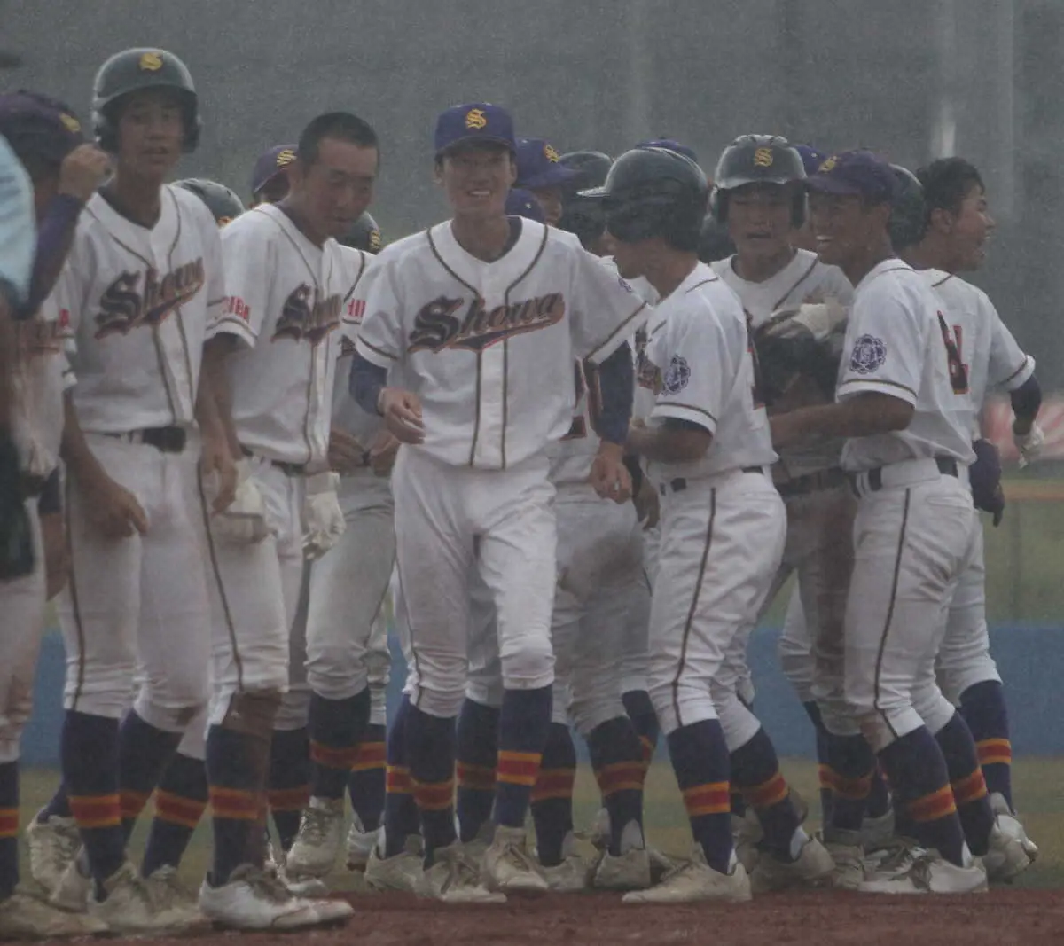 【画像・写真】【高校野球】昭和学院が逆転サヨナラ「バッティングは得意な方ではないが…」好救援のエース中田が大仕事