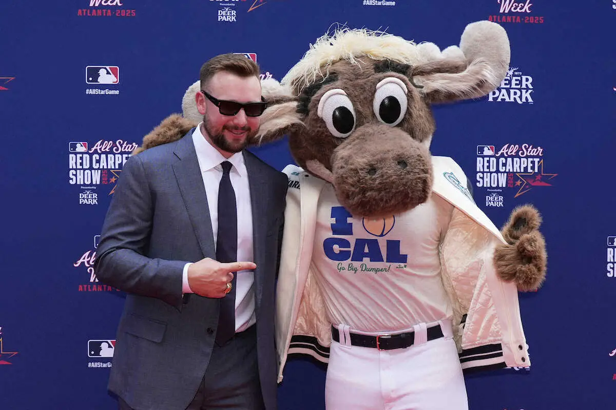 【画像・写真】チザムだけじゃない！ピンク柄にモスグリーン…レッドカーペットショー個性派ファッション選手が続々