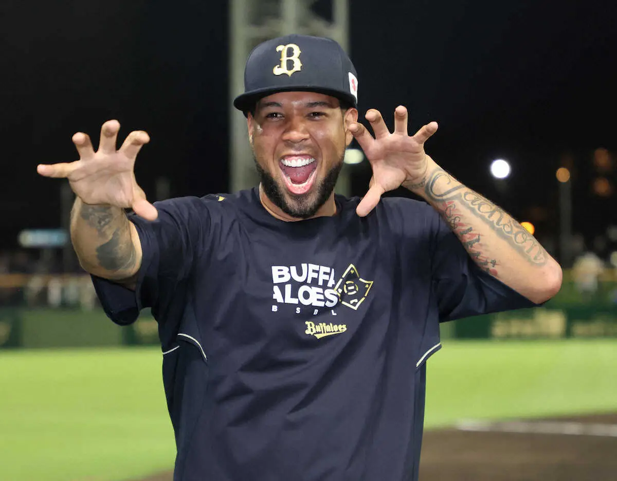 【画像・写真】【隠しマイク】オリックス・エスピノーザ「ペルサン、キャッチボール、スル？」